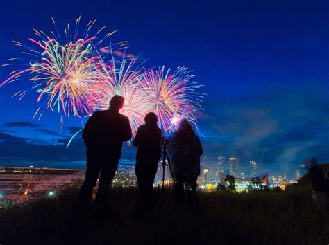 Fireworks bring Stampede spirit to Calgary | Calgary Herald