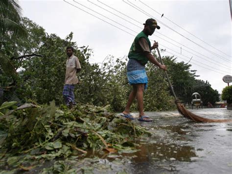 Bangladesh Cyclone - CBS News