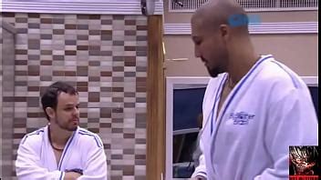 Douglas Toma Banho Pelado BBB15 XVIDEOS