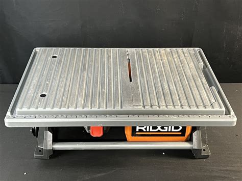 Ridgid R4021 6 5 7 Blade Corded Table Top Wet Tile Saw Used EBay