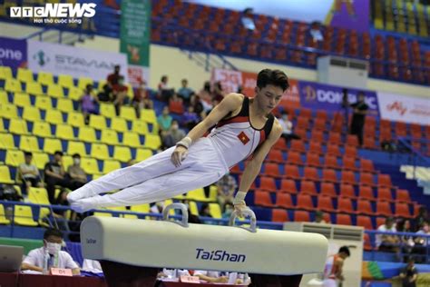 Dàn hot boy TDDC Việt Nam giành HCV nội dung toàn năng đồng đội