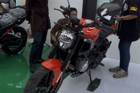 Foto Cek Spesifikasi Morbidelli N V Motor Naked Baru Italia Halaman