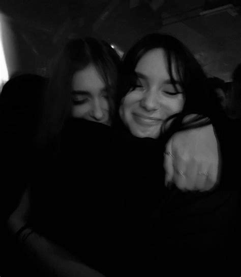 Pin by 𝓖 on AG in 2023 Best friends aesthetic Blonde and brunette best friends Cute