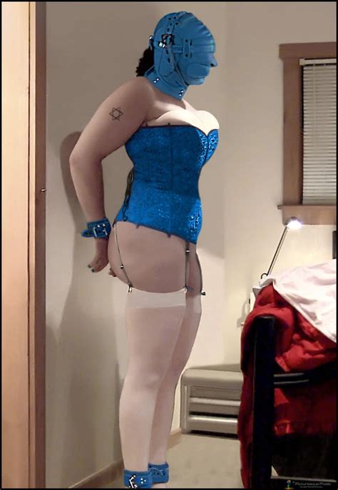 Am Lie S Hooded Photo Shoot Upstate Ny Nude Pics Xhamster