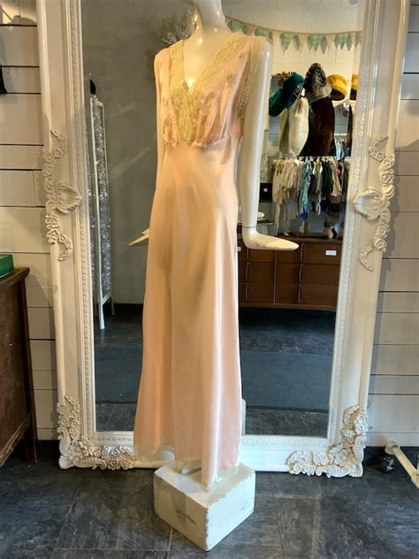S Bias Cut Nightgown Vintage Lingerie Size S Gem