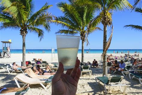 restaurants  cancun mexico touristsecrets
