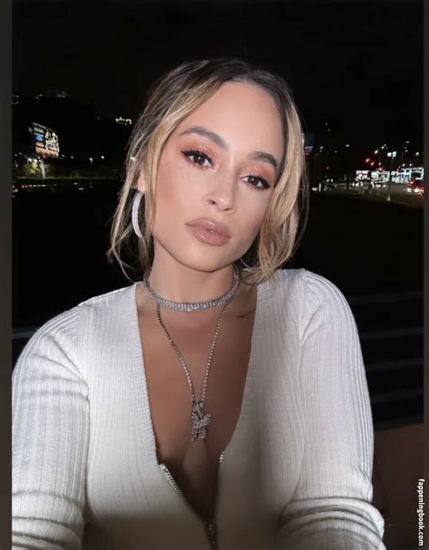 Kayla Braxton Nude OnlyFans Leaks Fappening Page FappeningBook