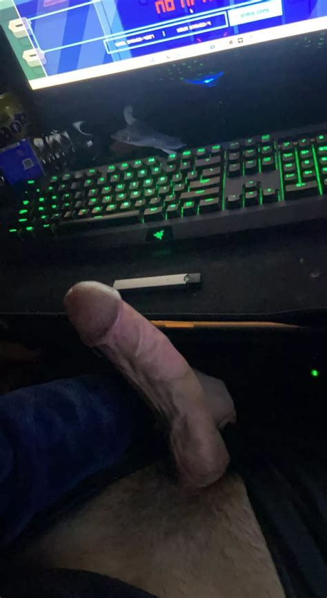 Wanna Slide On Gamer Cock Nudes MassiveCock NUDE PICS ORG