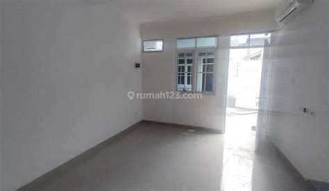 Rumah Dijual Unfurnished Di Pisangan Lama Rumah123