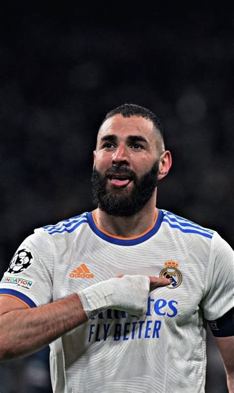 Borja López on Twitter Karim Benzema llegó al Real Madrid como una