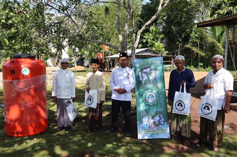 Santri Dukung Ganjar Terus Tebarkan Kebaikan