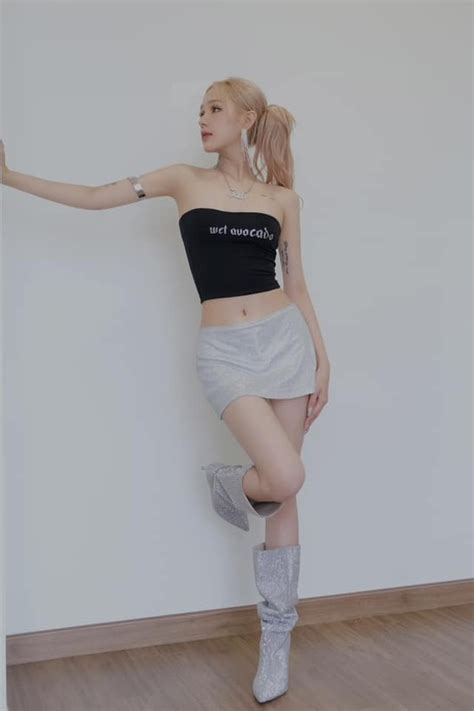 Hot Girl Xo I Non Di N Bikini Khoe V C D Ng Kh Ng Ai Theo K P