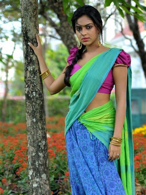 Astalavistha Amala Paul Hot Navel Pics