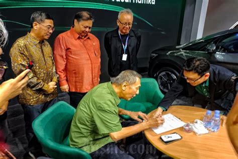 Jusuf Hamka Borong Unit Mobil Listrik Aletra Maxus Di Gjaw