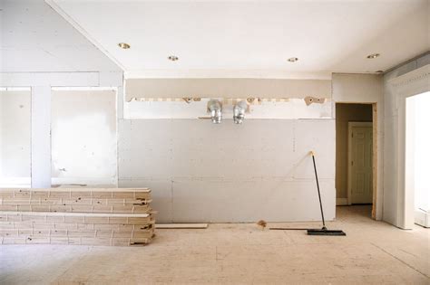 All About Our Plastered Range Hood Chris Loves Julia