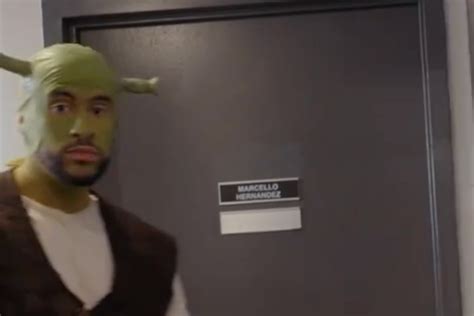 Bad Bunny as Shrek Is a Great Last-Minute Halloween Costume — Watch ...