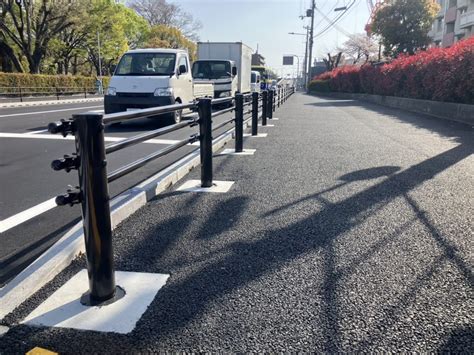 横断防止柵、ガードパイプ設置｜建設土木環境資材機械工具販売商社｜東神金商株式会社