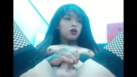 Free Smoke And Stroke Shemale Porn Videos Xhamster