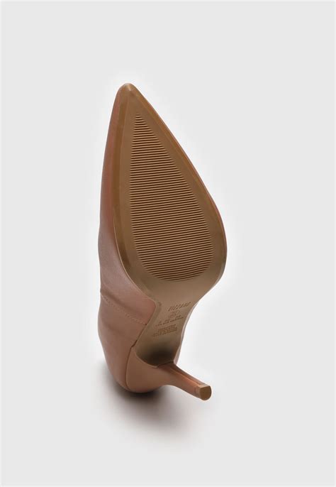 Scarpin Vizzano Bico Fino Nude Compre Agora Dafiti Brasil