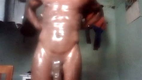 NUDE EBONY TAKING A SHOWER Pornhub