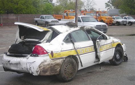 State trooper rolls squad car | Local News | effinghamdailynews.com