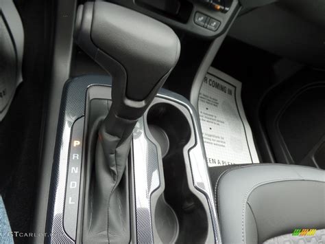 2019 Chevrolet Colorado Z71 Extended Cab 4x4 Transmission Photos