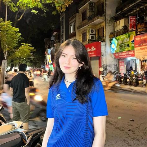 Kamilla Sultanbek Hot girl bóng chuyền Kazakhstan khiến khán giả Việt tan chảy Sao thể thao