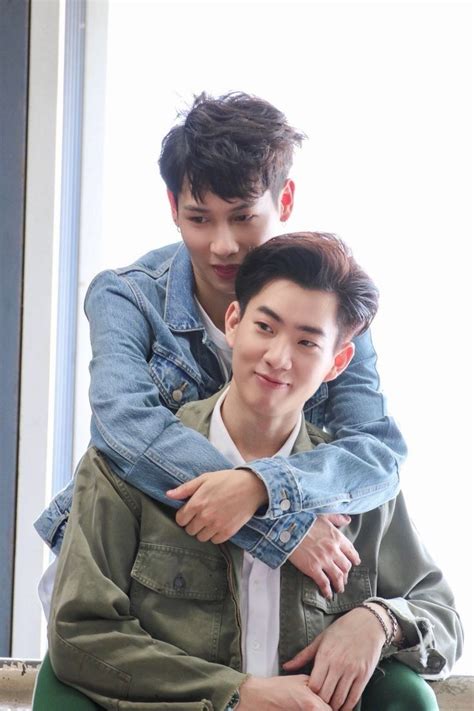 Pin by DannoO Fdz on Guardado rápido Cute gay couples Gmmtv actors Cute gay