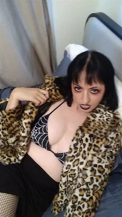 Sexy Fishnet Goth Trash Kitten 12 Nude Pics XHamster