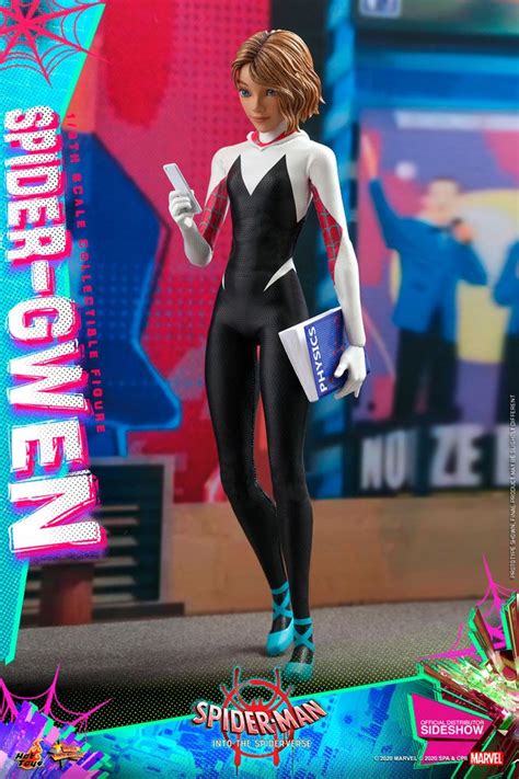 Spider Gwen Sixth Scale Collectible Figure By Hot Toys