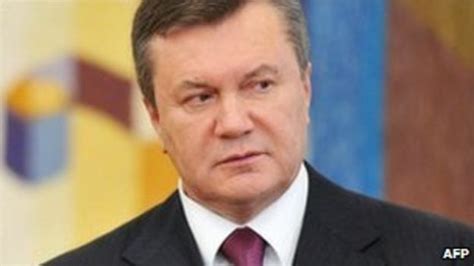 Ukraine Court Boosts Powers Of President Yanukovych Bbc News