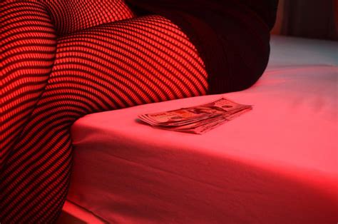 Illinois Lawmakers Introduce Bill To Decriminalize Prostitution