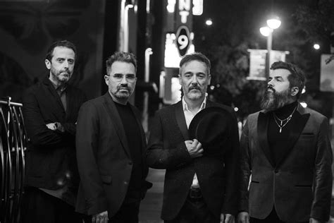 Love of Lesbian compartirá fecha con Turf en Buenos Aires