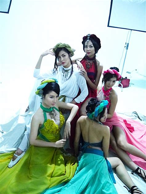 Hot Girl Vi T Thi Nhau Ng Phim