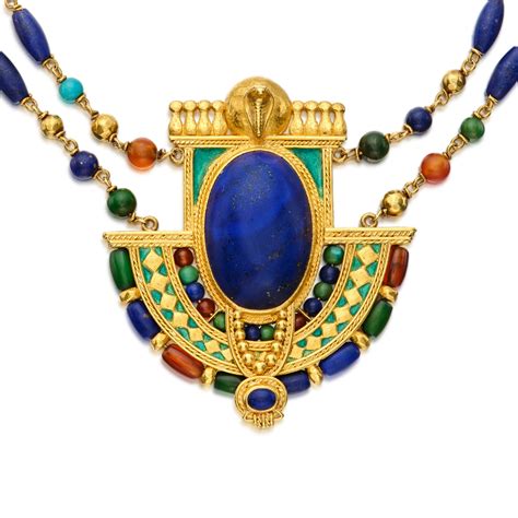 Egyptian Revival Gold And Colored Stone Necklace 路易·康福特·蒂芙尼為蒂芙尼設計