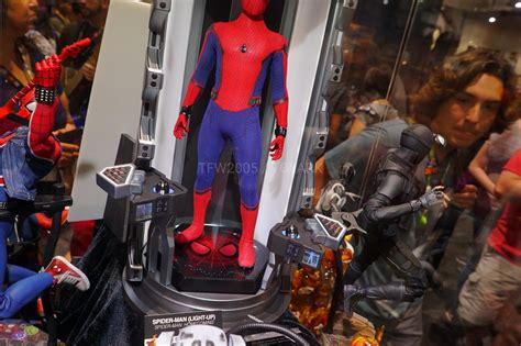 SDCC Hot Toys Spider Man The Toyark News