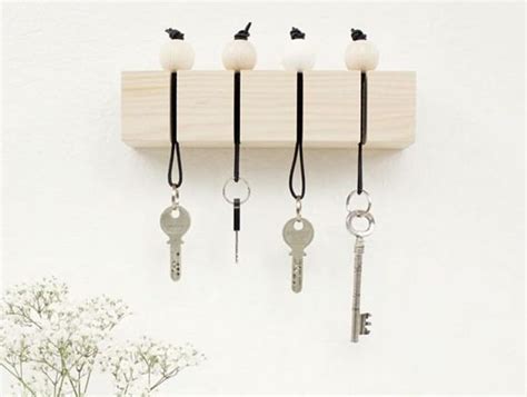 Diy R Aliser Un Porte Cl S Mural En Bois Floriane Lemari