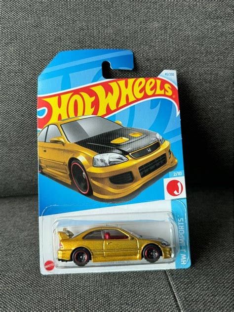 Hot Wheels Honda Civic Si Gold Hobbies Toys Toys Games On Carousell