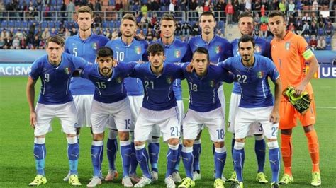 Europei Under Il Azzurro Verdi O Bernardeschi Alle Spalle