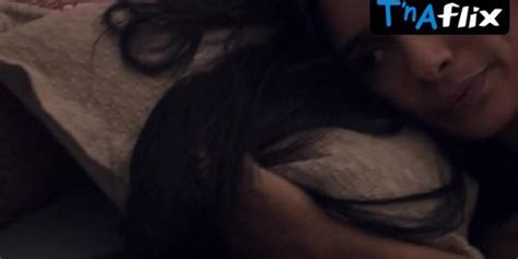 Alicia Jaziz Breasts Lesbian Scene In Ingobernable Tnaflix