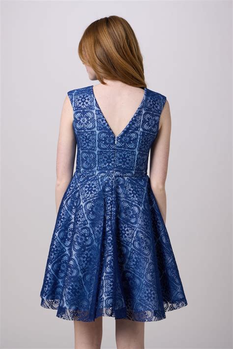 Cap Sleeve Boat Neck Lace Dress In Longer Length – Udtfashion