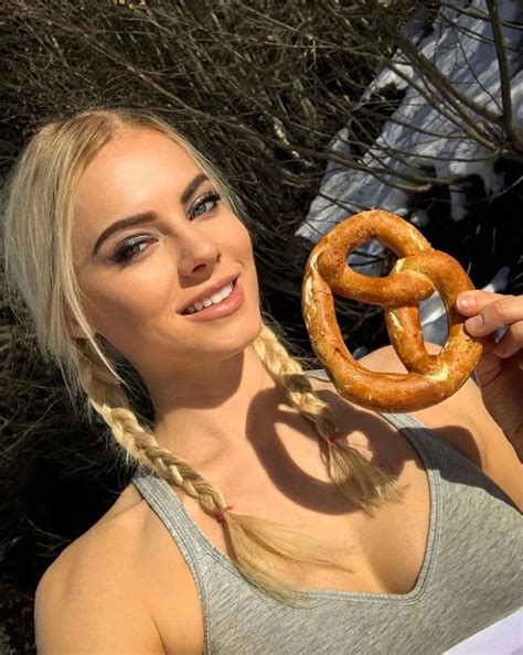 Heather Graham Join OnlyFans Lets Check Out Leaks Nude Porn Fanscribers