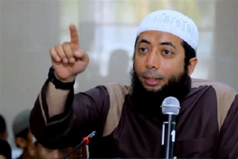 Ustaz Khalid Basalamah Sebut Imsak Tidak Ada Dalam Islam Benarkah Fajar