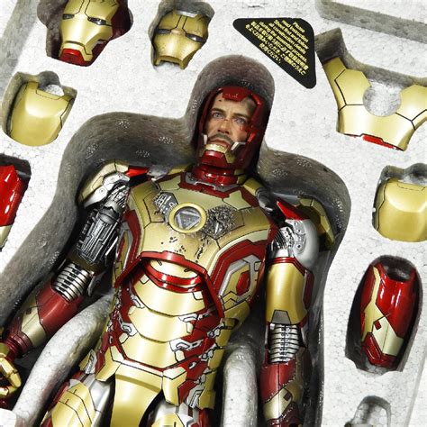 Yahoo オークション ジャンク品 ホットトイズ アイアンマン3 1 6 HOT