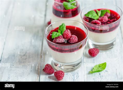 Dessert italien traditionnel Banque de photographies et dimages à