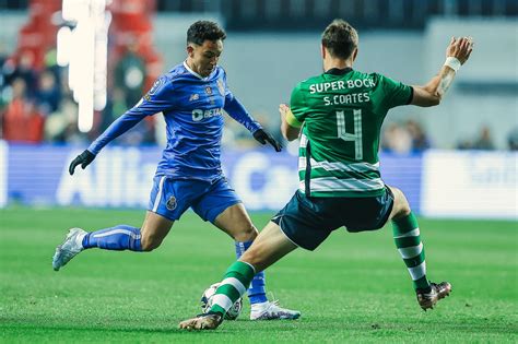 FC Porto conquista primeira Taça da Liga ao vencer Sporting por 2 0