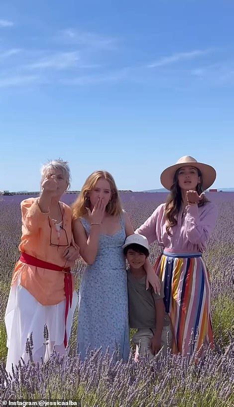 Jessica Alba Looks Very Toned In A Skimpy Bikini As She Enjoys Her Brat Summer In Mykonos