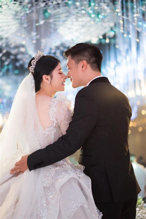 Hot girl dân tộc Tày có cuộc hôn nhân bất ngờ khi lấy chồng kém tuổi