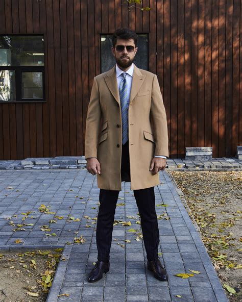 Индивидуальный пошив мужского пальто на заказ в Москве