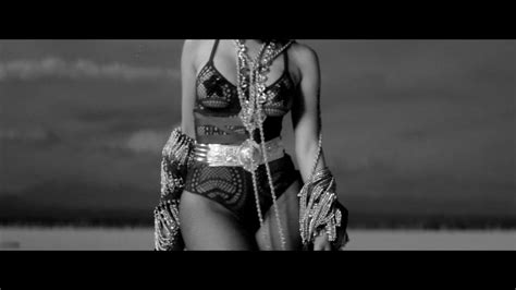 Naked Nicki Minaj In Lookin Ass Nigga